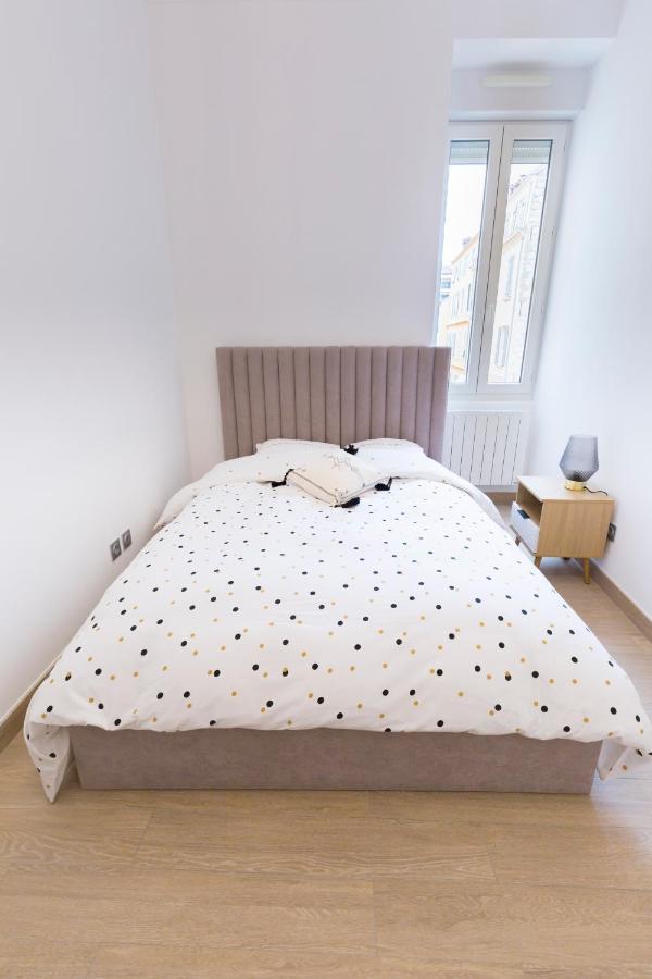Ferienwohnung Jardin Des Muses - 2 Pieces - Parking Carre D'Or Menton Exterior foto